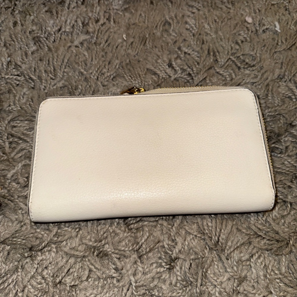 Tory Burch Wallet - Picture 5 of 5